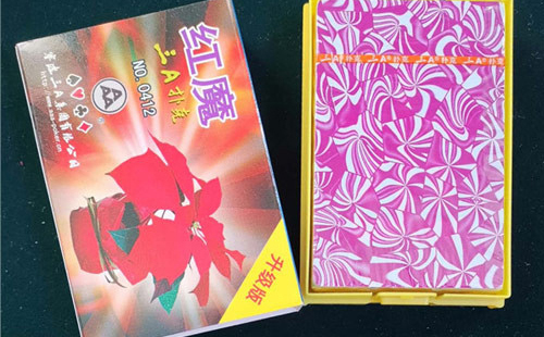 文化传承与多元价值：格尔木纸牌的现代发展与应用探索