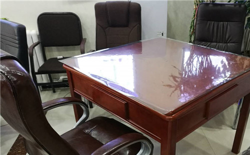 格尔木格尔木麻将桌选购指南与家庭商用场景功能配置解析